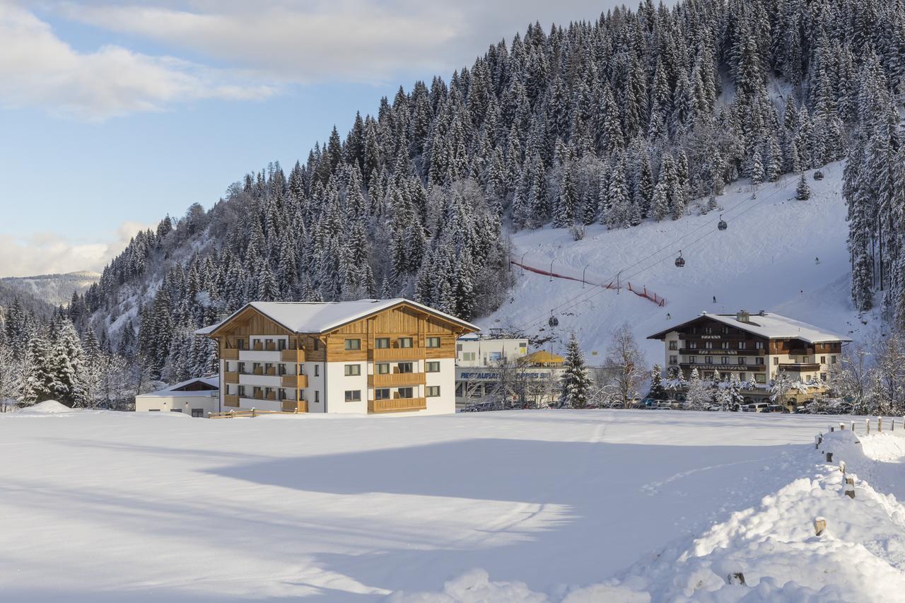 Aparthotel Ofentürl Alpine Living Flachau